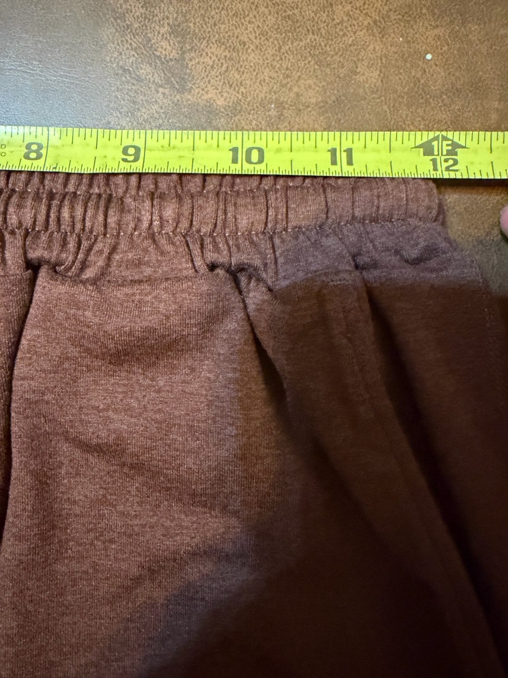 Vuori Women's Brown Athletic boyfriend Shorts with Elastic Waist Lightweight - Picture 8 of 14
